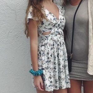 American Eagle cut out dress